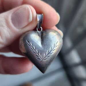 Handmade Sterling Silver 925 Vintage Heart 3D Pendant Charm